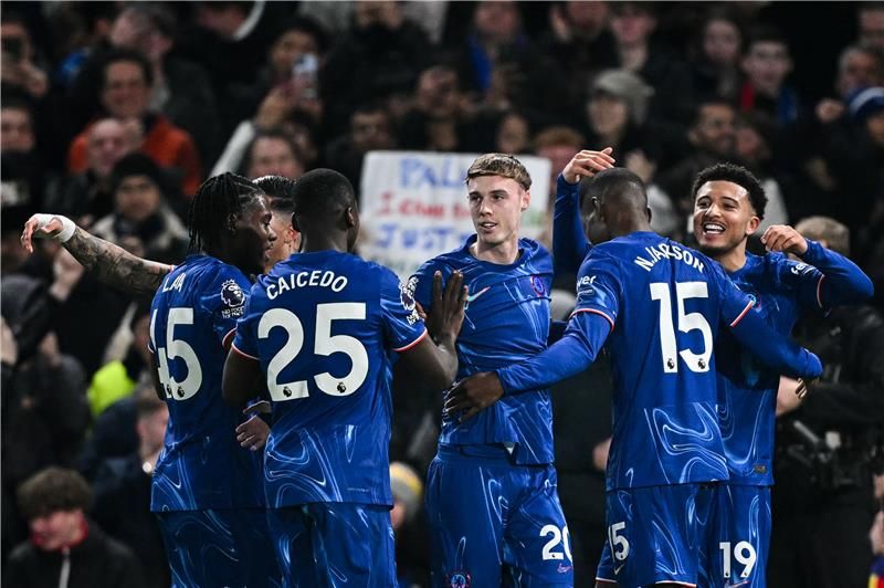 لاعبو تشيلسي