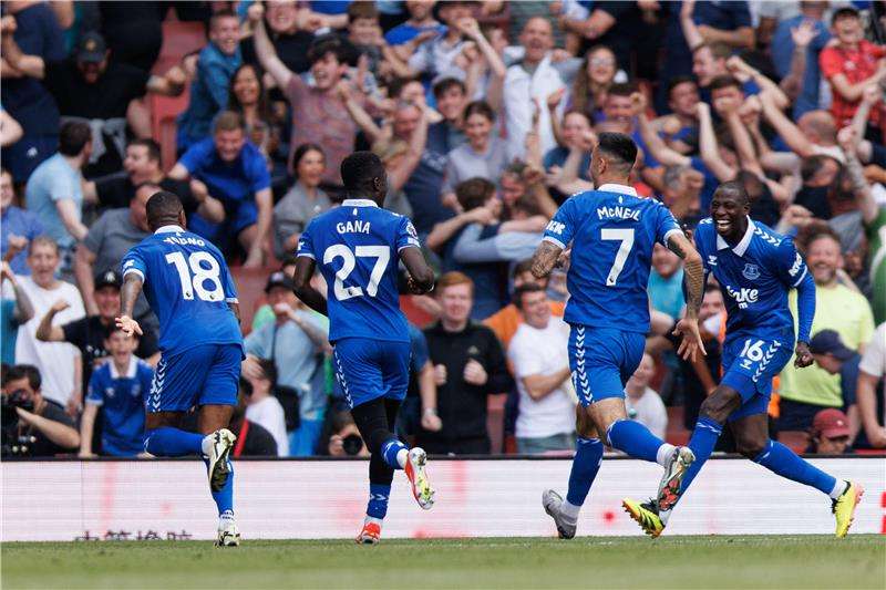 لاعبو إيفرتون