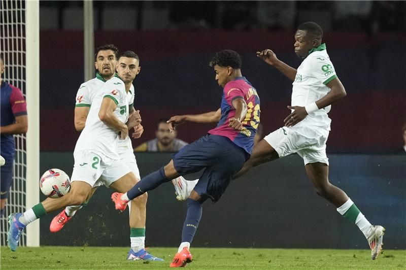 لقاء سابق بين الفريقين