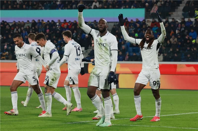 لاعبو نابولي