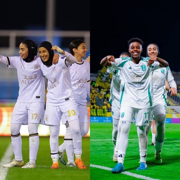 لاعبات الأهلي والعلا