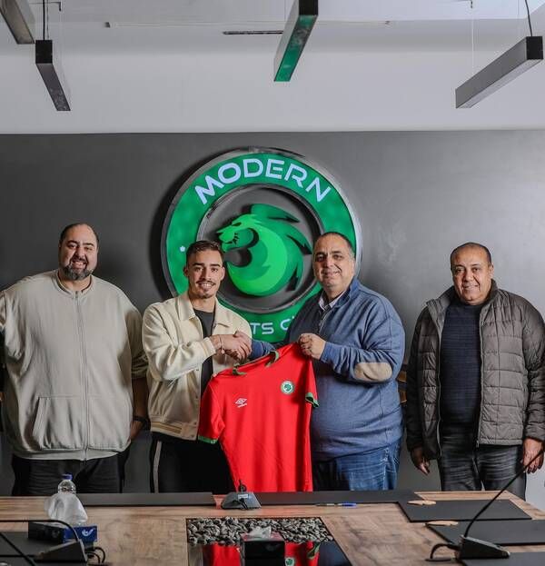 من تقديم اللاعب