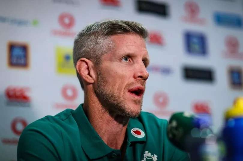 سيمون إيستربي