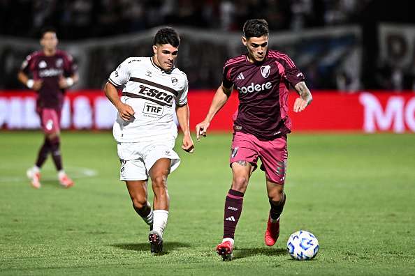 من مباراة ريفر بليت وبلاتينسي