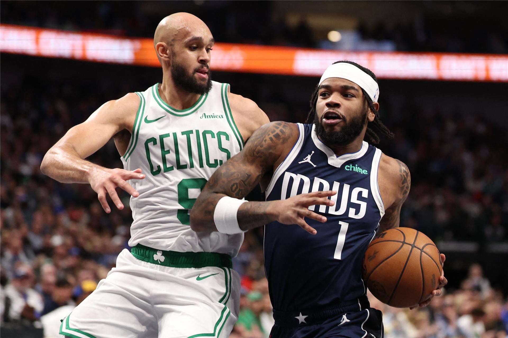 من مباراة بوسطن سلتيكس و دالاس مافريكس