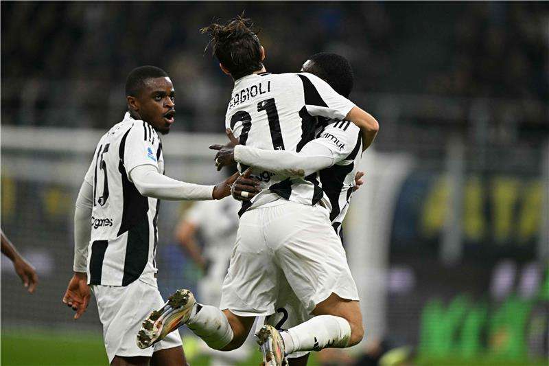 لاعبو يوفنتوس