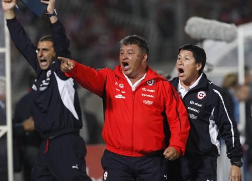 2011-11-16t021144z_01_sao219_rtridsp_3_soccer-world_reuters