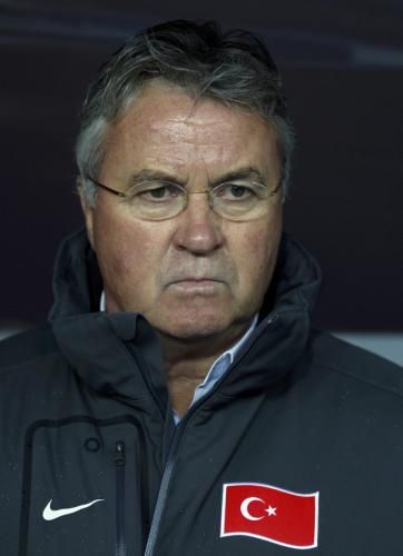 2011-11-11t194020z_01_rss09_rtridsp_3_soccer-euro_reuters