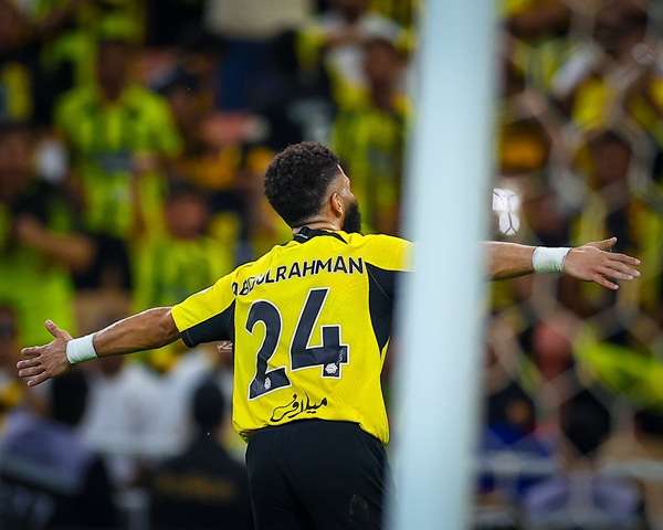 عبد الرحمن العبود