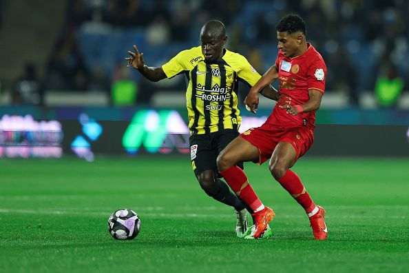 من مباراة الاتحاد وضمك