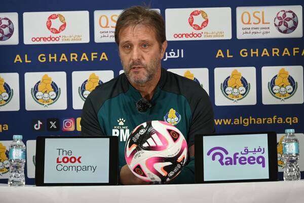 بيدرو مارتينز