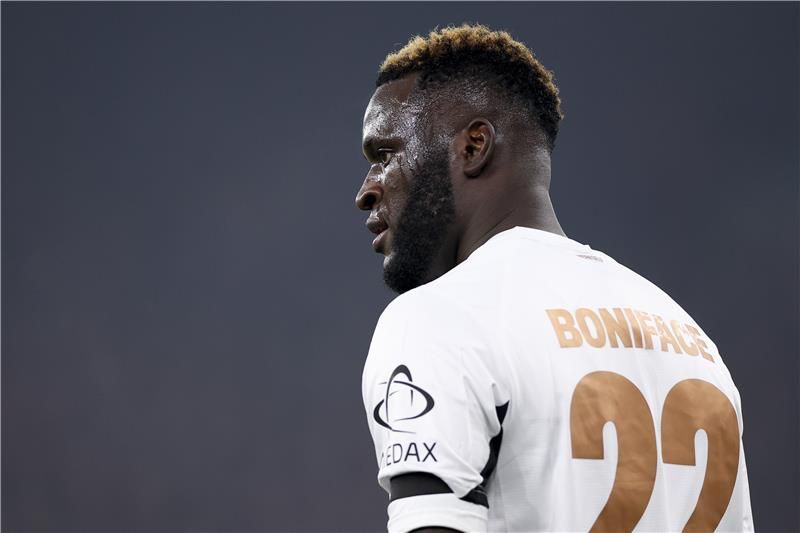 فيكتور بونيفاس