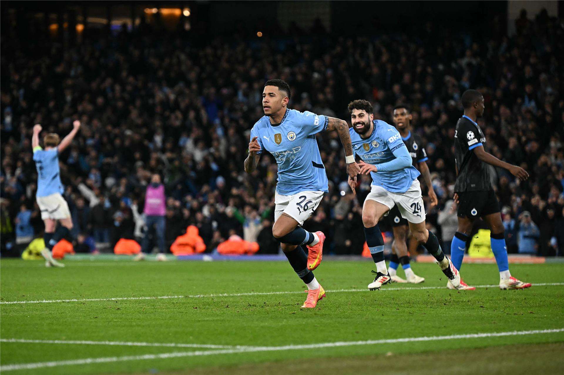 لاعبو مانشستر سيتي