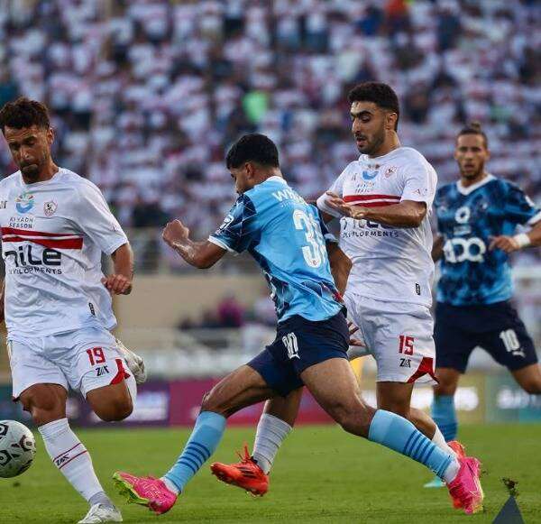 لقاء سابق بين الزمالك وبيراميدز