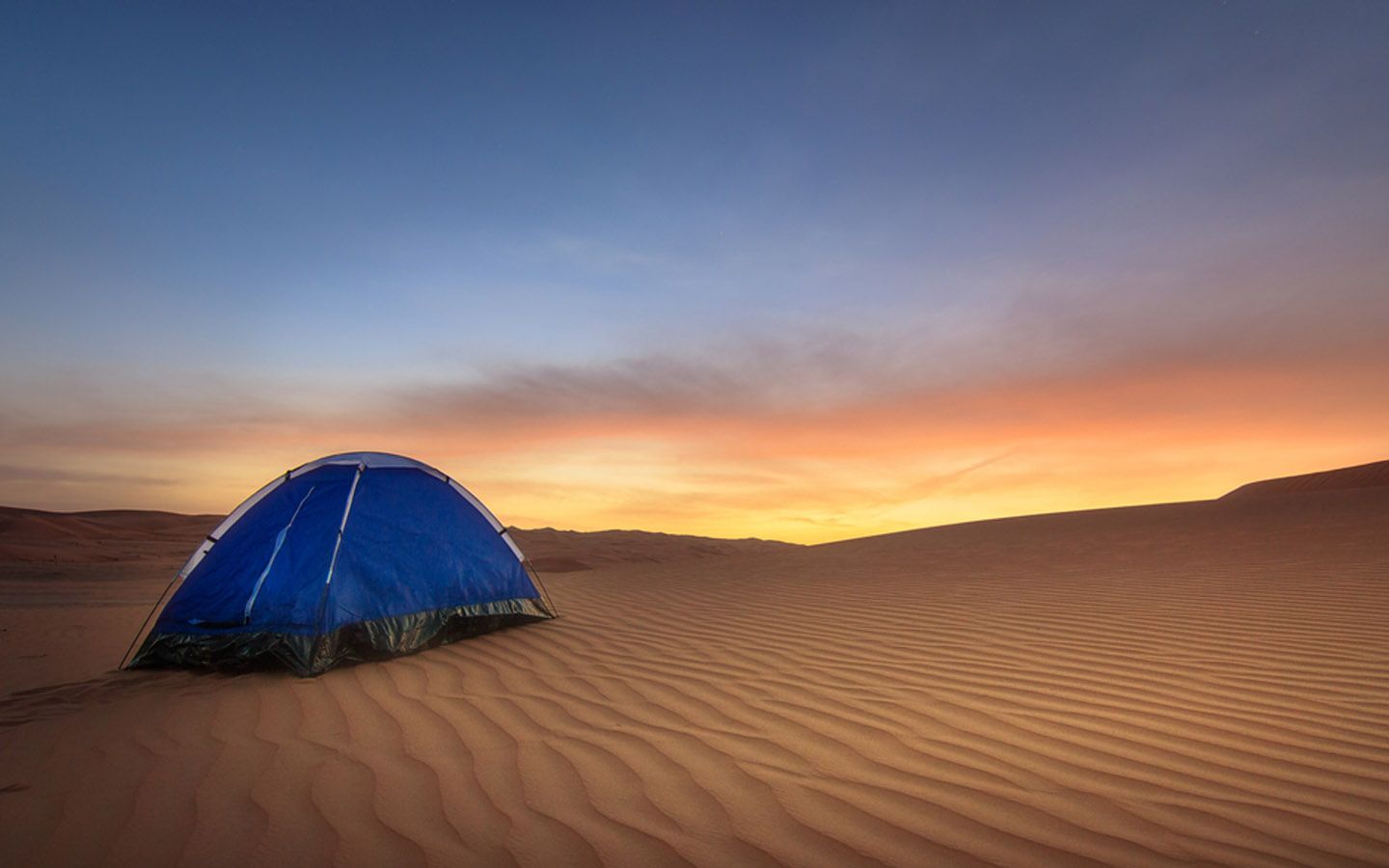 التخييم في الإمارات