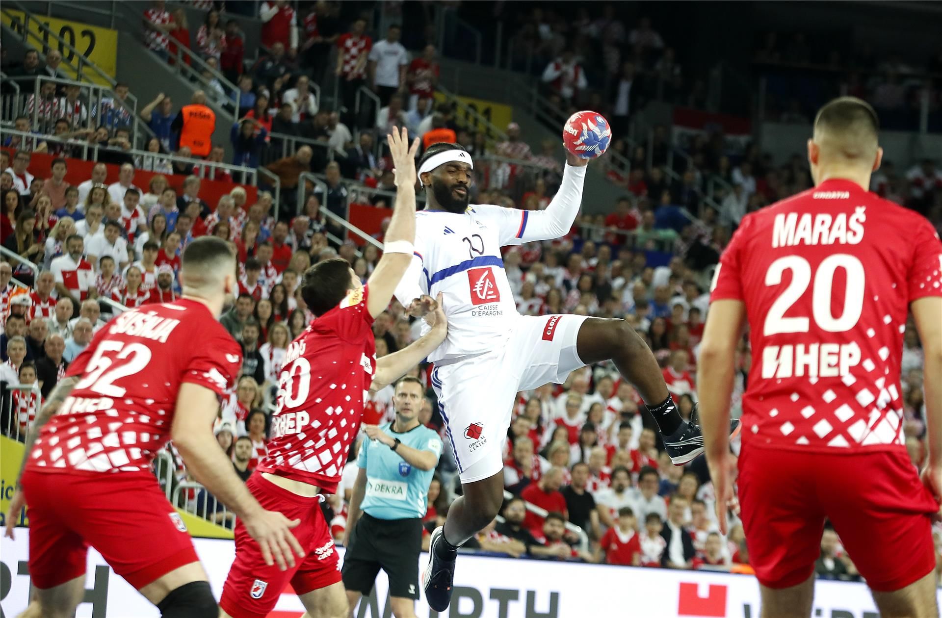 من المباراة