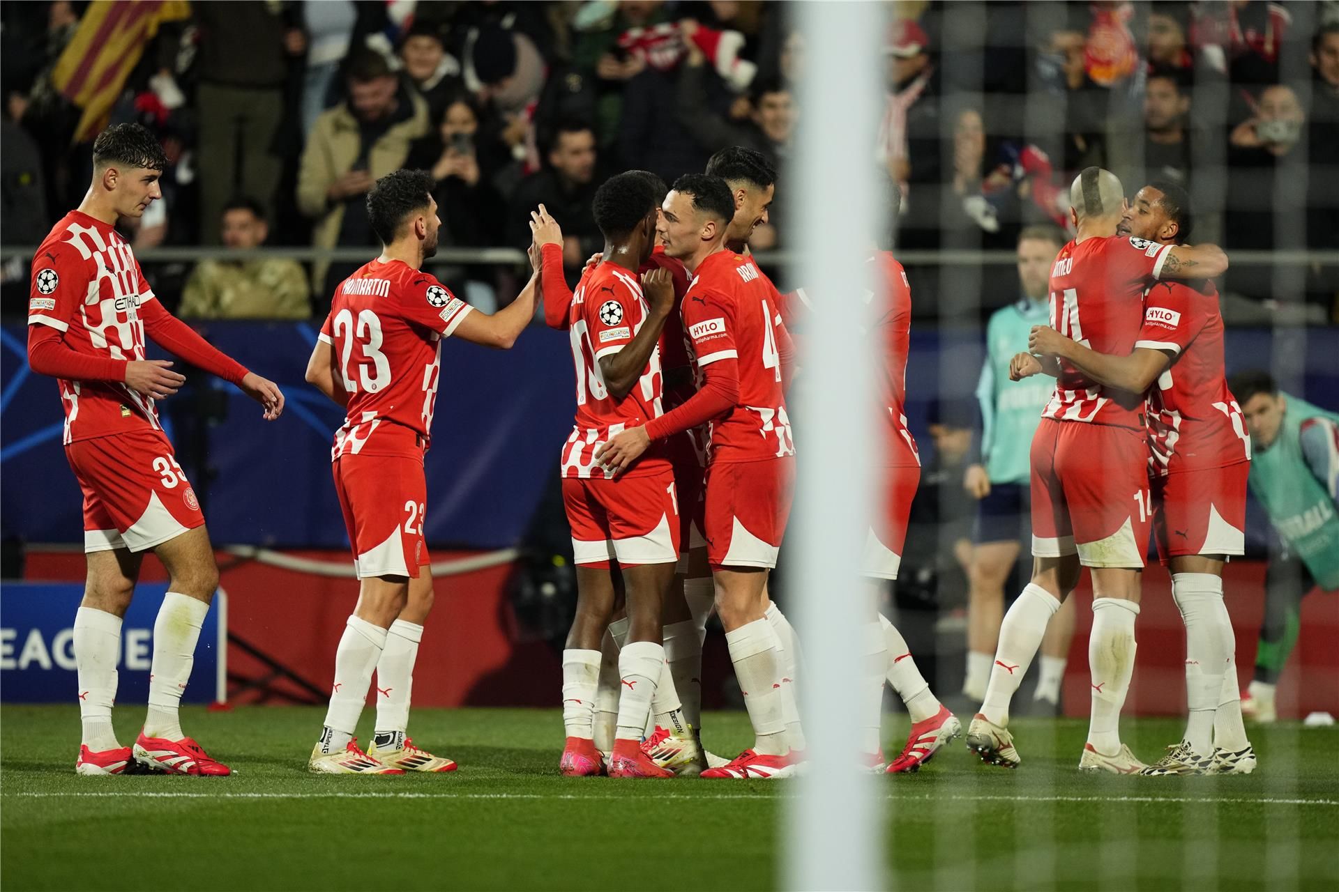 لاعبو جيرونا