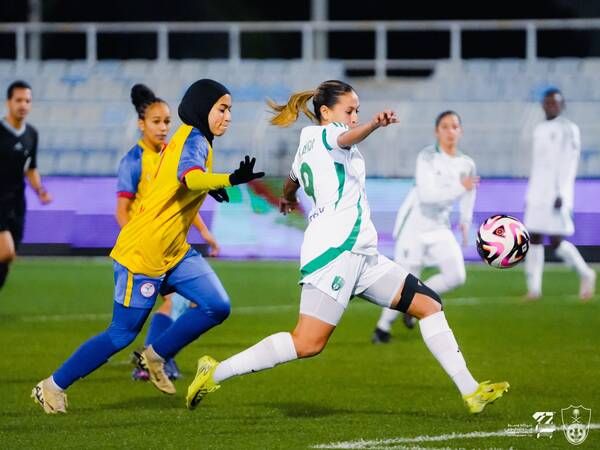 لقاء الترجي والأهلي