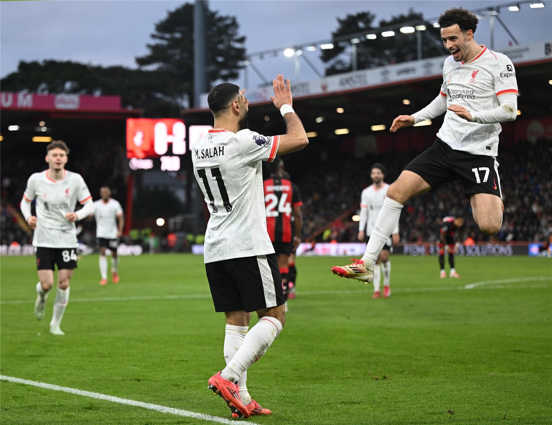 لاعبو ليفربول