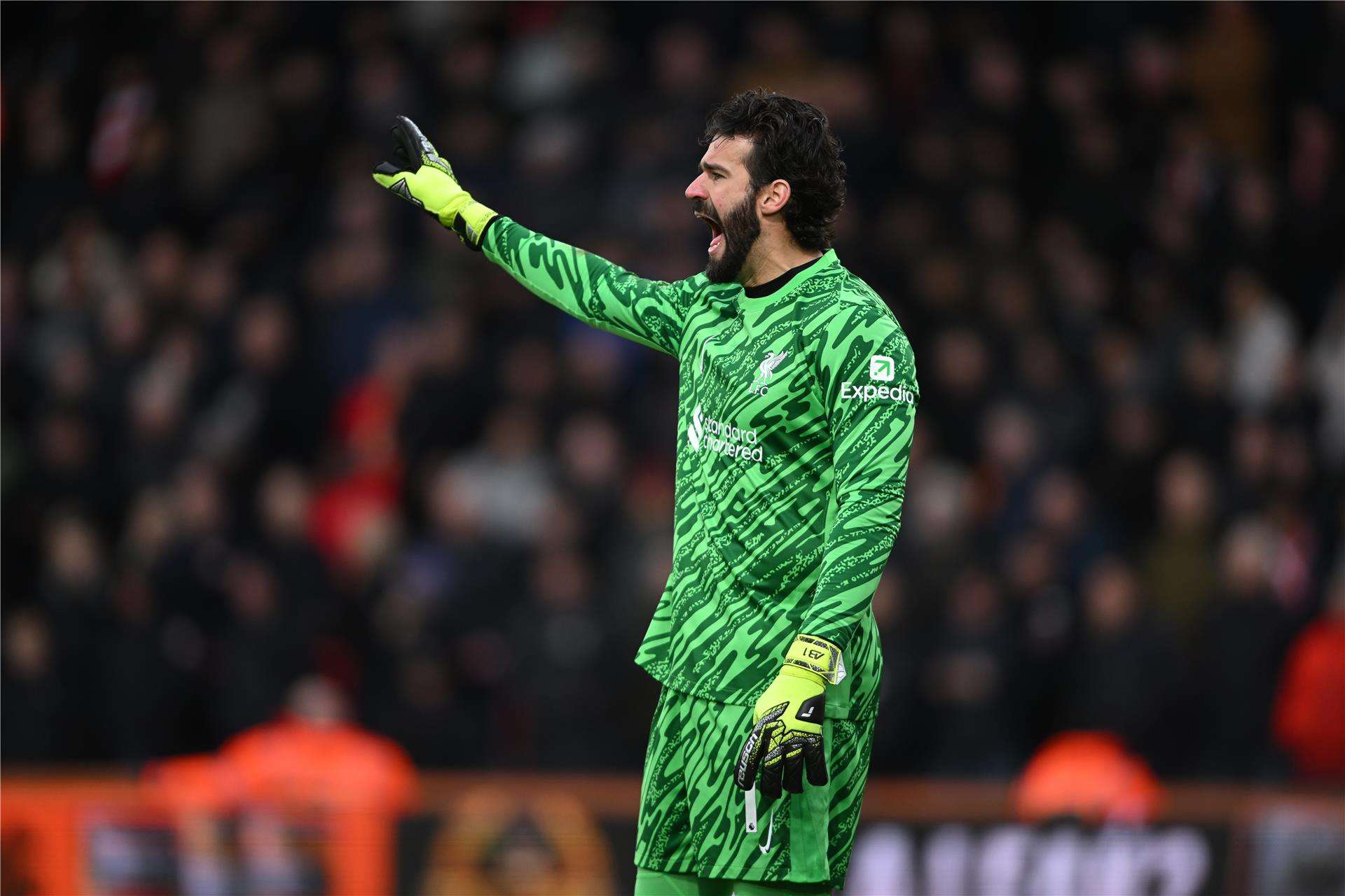 أليسون بيكر