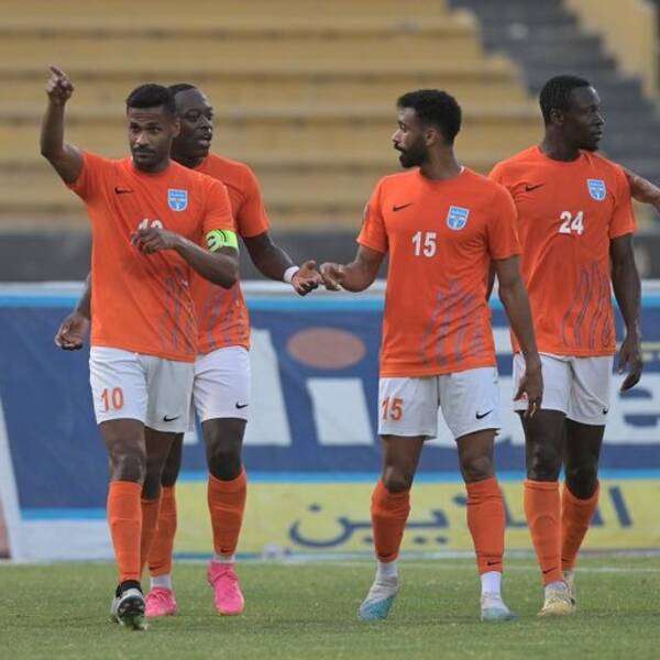 لاعبو كاظمة