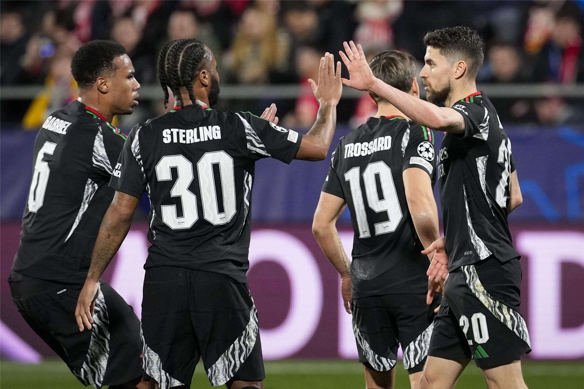 لاعبو آرسنال