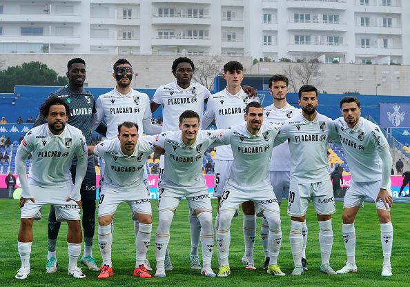 لاعبو فيتوريا جيمارايش