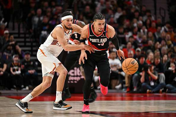 من مباراة بليزرز وصنز