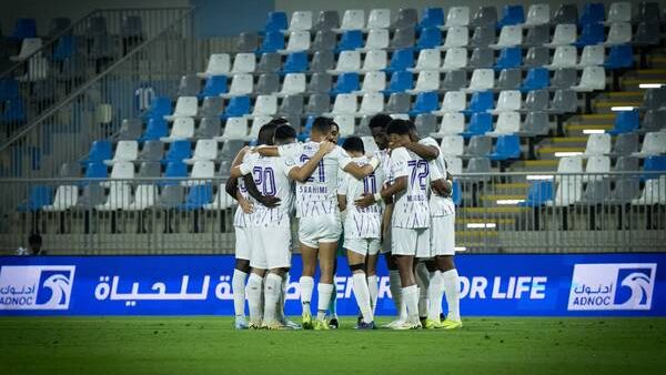 لاعبو العين