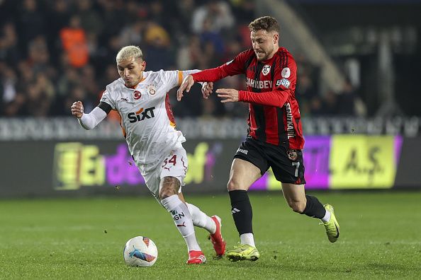 %20Galatasaray%20SK3