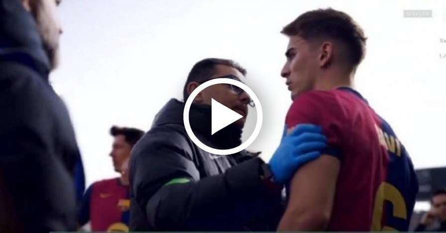 جافي مع طبيب برشلونة