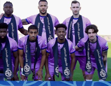 لاعبو الخلود