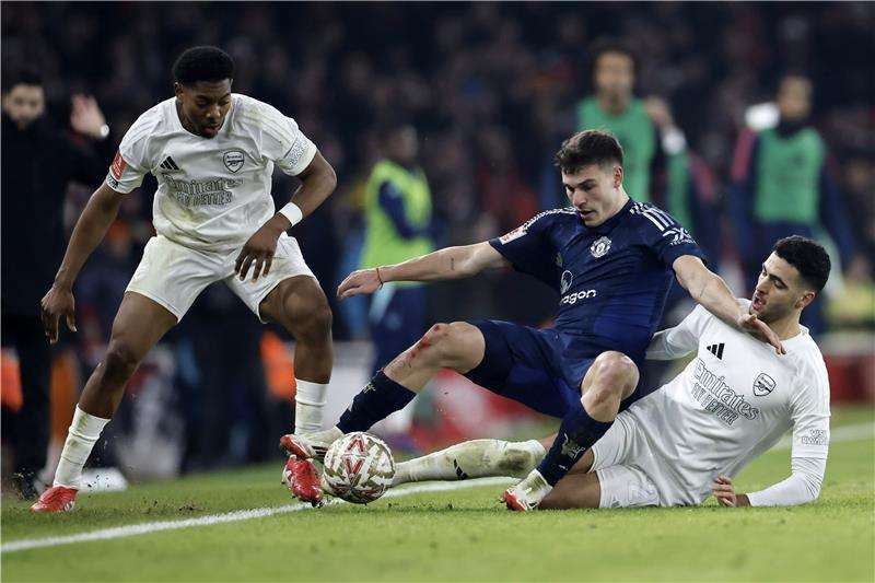 جانب من مباراة آرسنال ومانشستر يونايتد