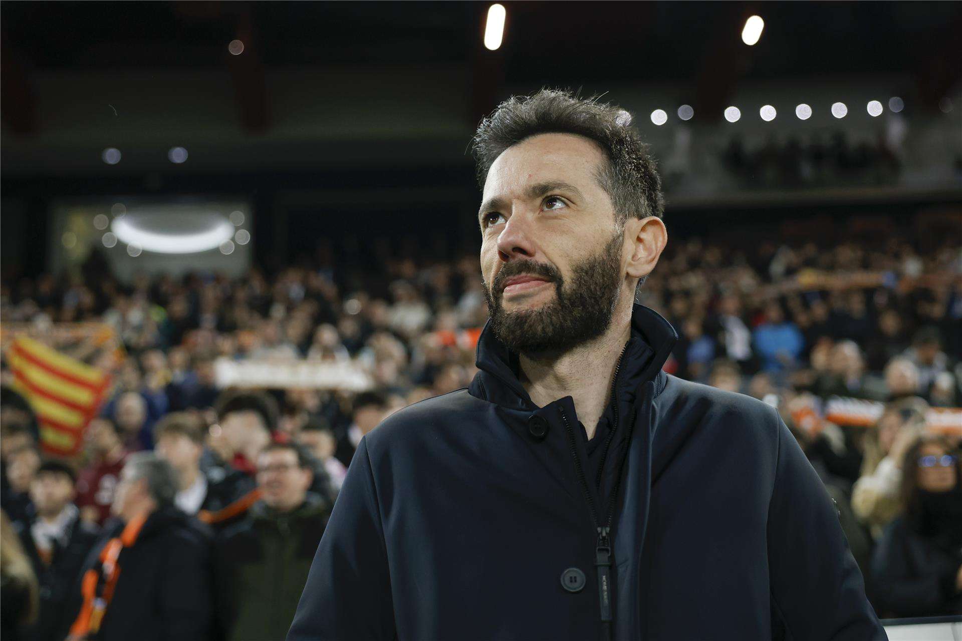 كارلوس كوربيران