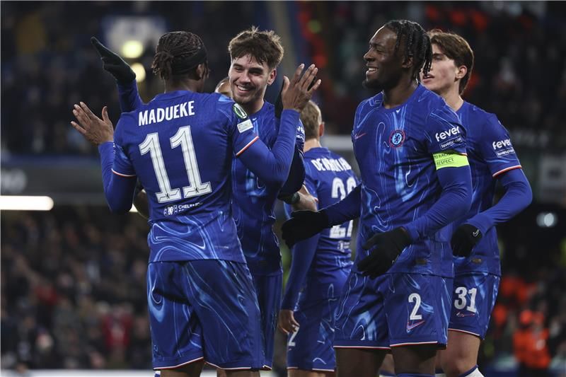 لاعبو تشيلسي