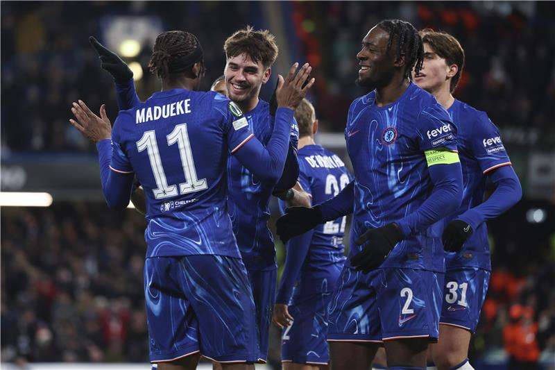 لاعبو تشيلسي