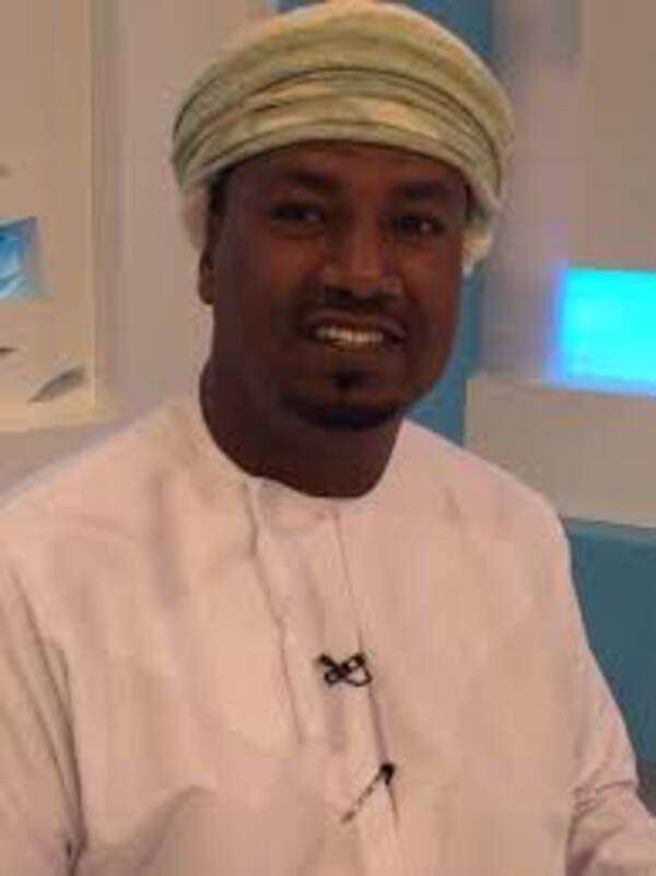 هلال المخيني