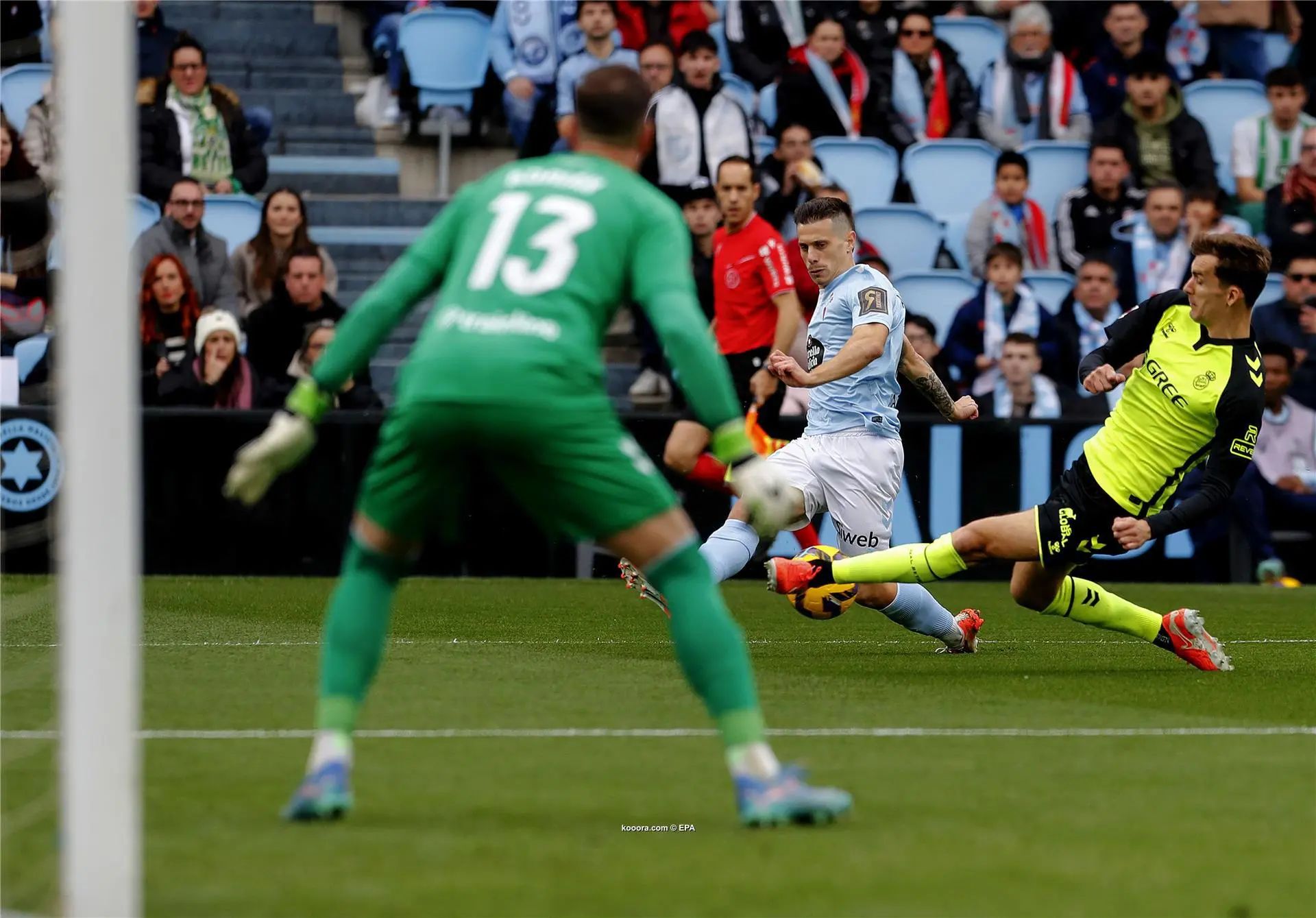 ?i=epa%2fsoccer%2f2025-02%2f2025-02-08%2f2025-02-08-11882636_epa