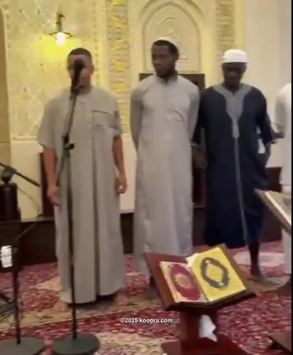 ?i=corr%2f555%2fkoo_555589