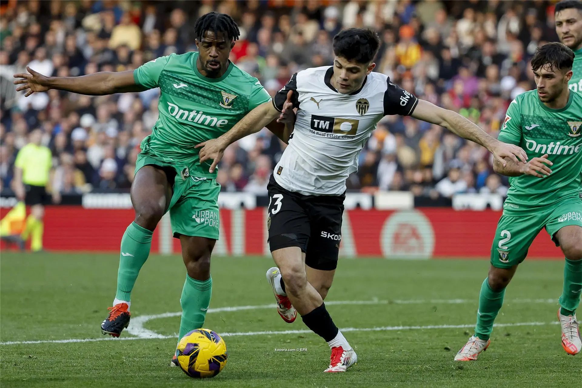 ?i=epa%2fsoccer%2f2025-02%2f2025-02-09%2f2025-02-09-11884755_epa