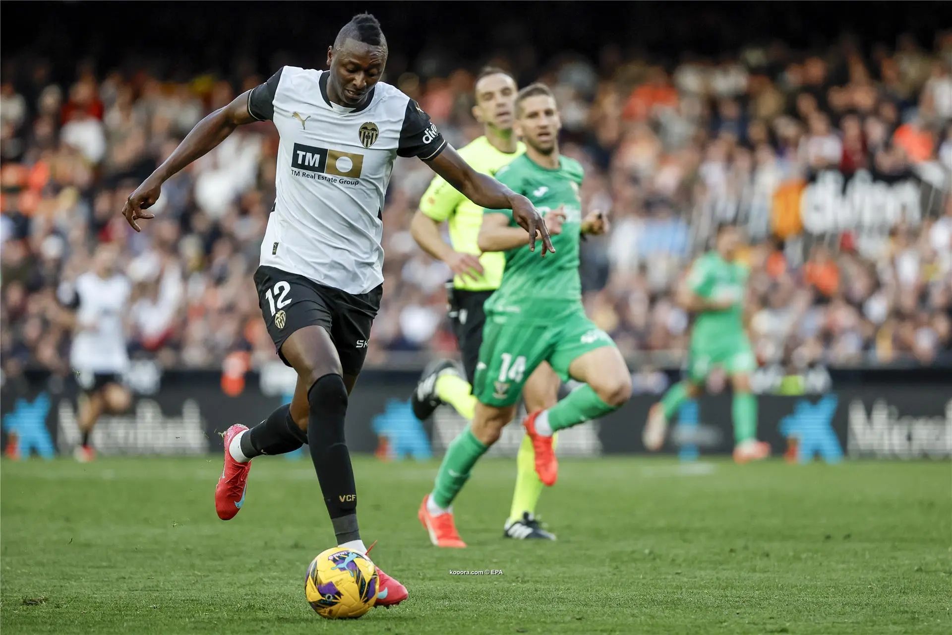 ?i=epa%2fsoccer%2f2025-02%2f2025-02-09%2f2025-02-09-11884747_epa