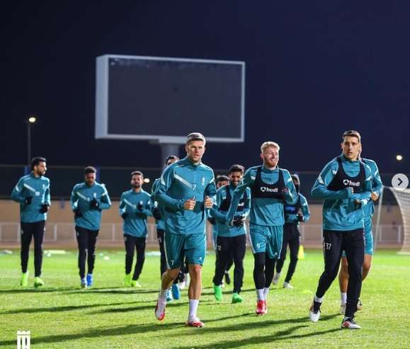 لاعبو العروبة