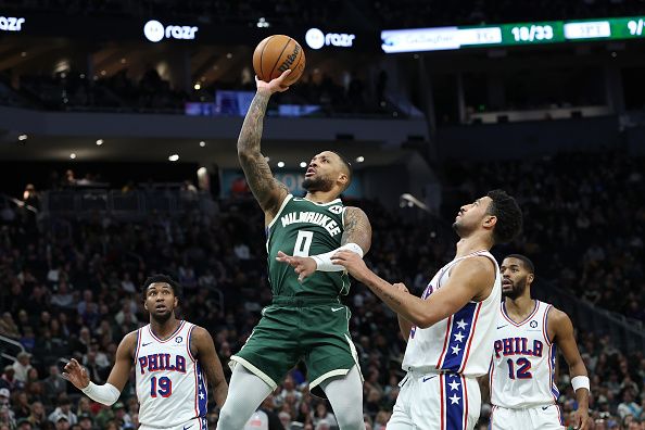 من مباراة ميلووكي باكس و فيلادلفيا سفنتي سيكسرز