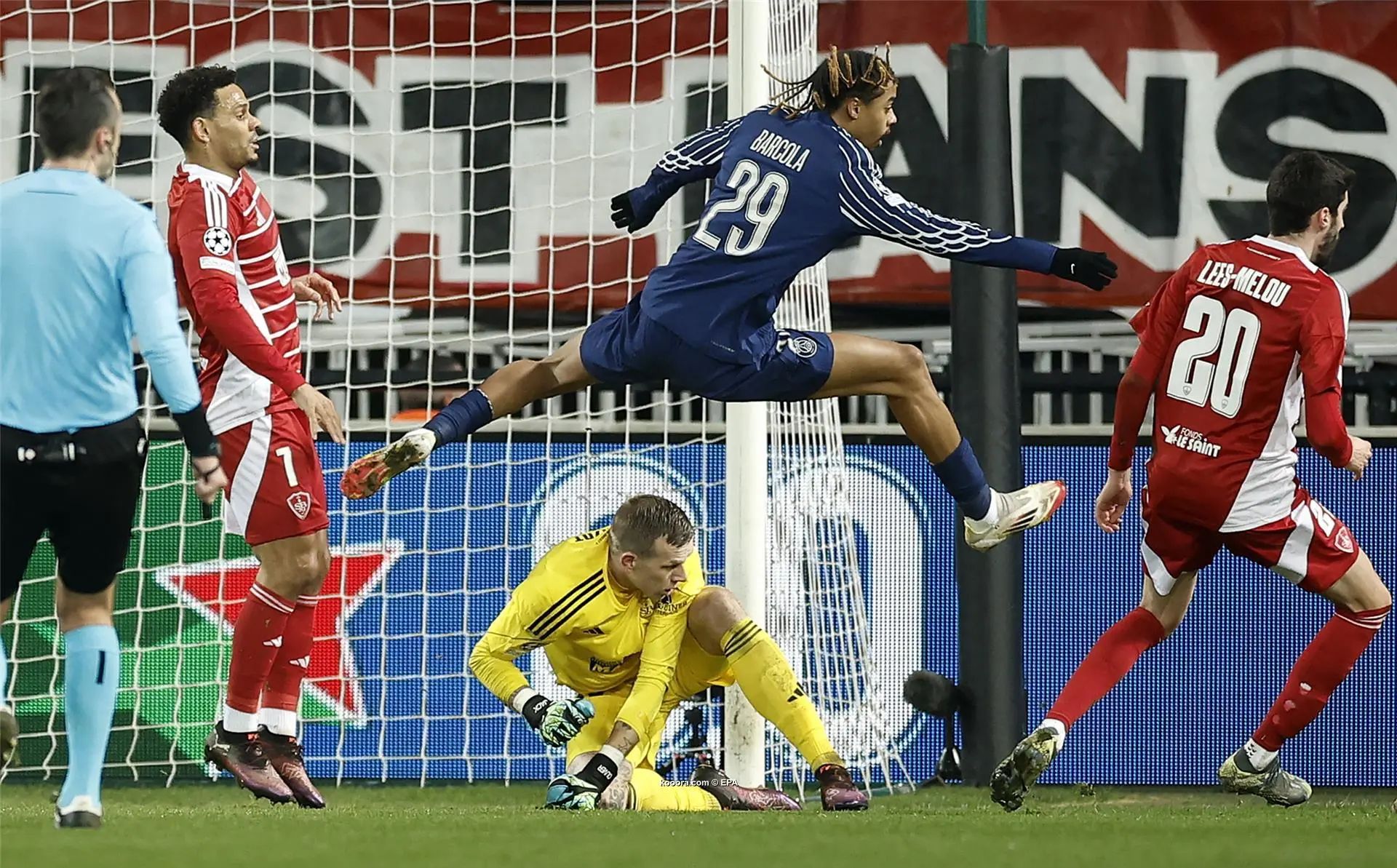 ?i=epa%2fsoccer%2f2025-02%2f2025-02-11%2f2025-02-11-11888911_epa