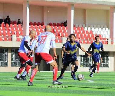 ?i=corr%2f556%2fkoo_556132