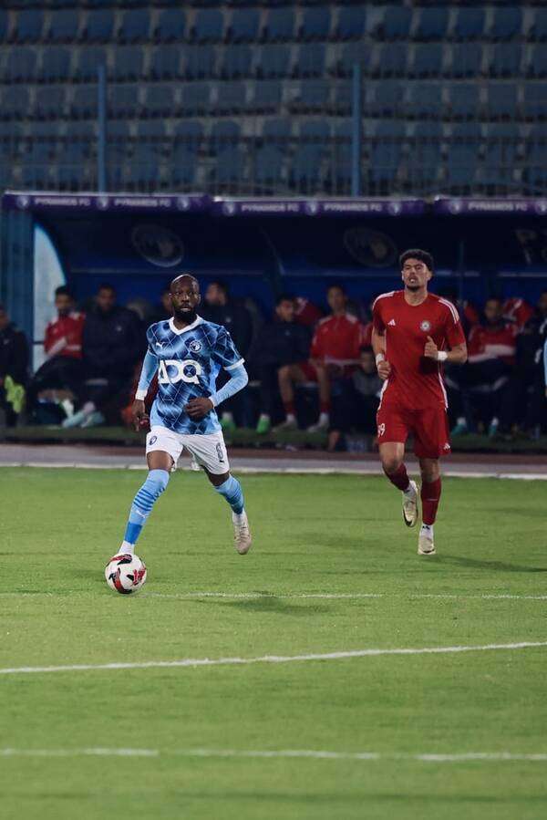 من مباراة بيراميدز و حرس الحدود