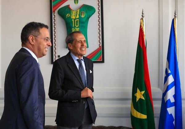 من الاجتماع