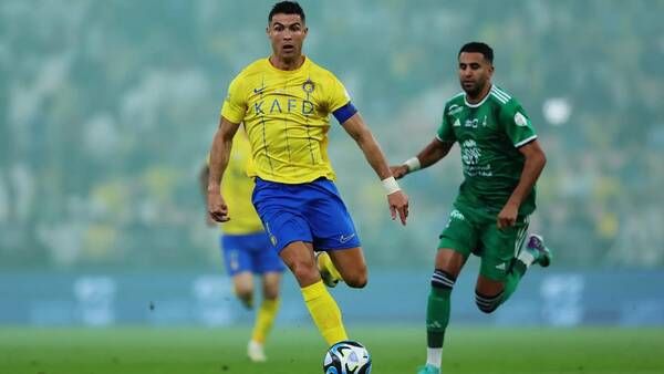 لقاء سابق بين الفريقين