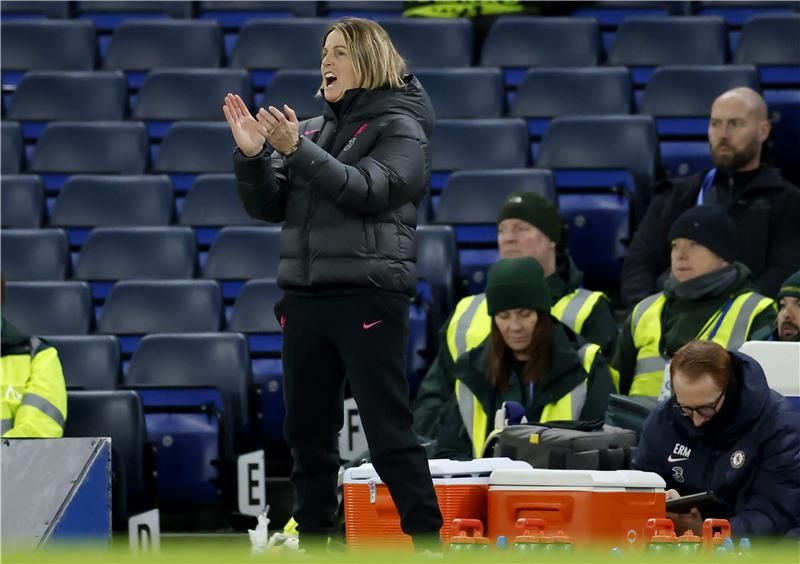 سونيا بومباستور