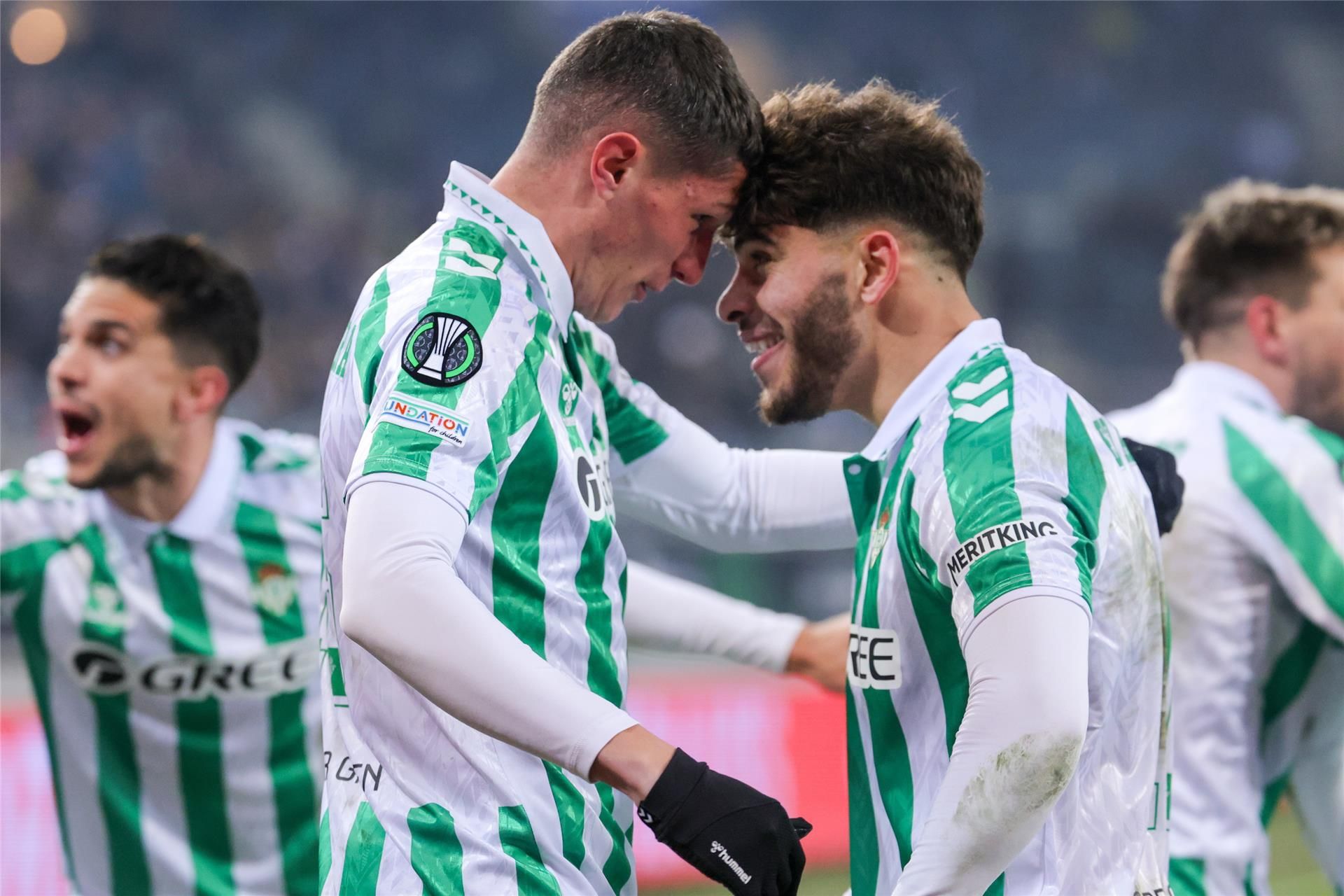 فرحة لاعبي ريال بيتيس